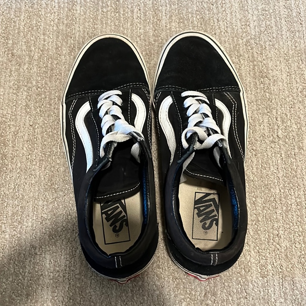 Black low rise vans